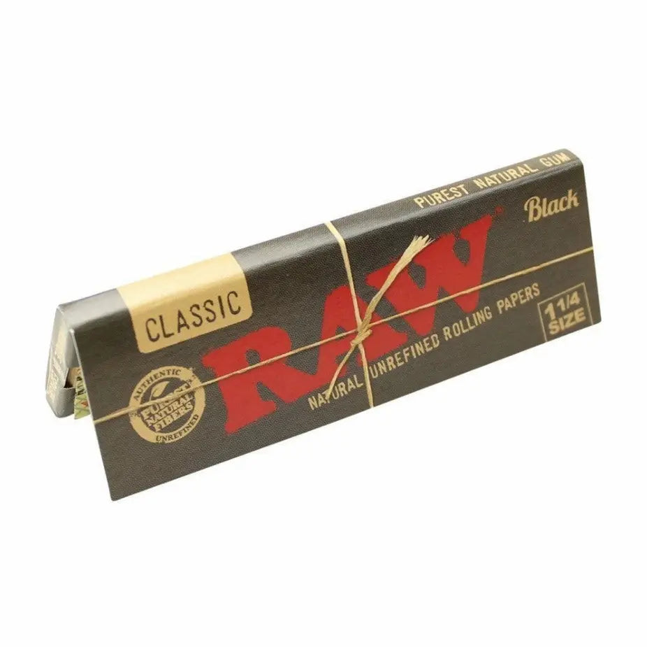 Raw Black 1-1/4″ Rolling Papers